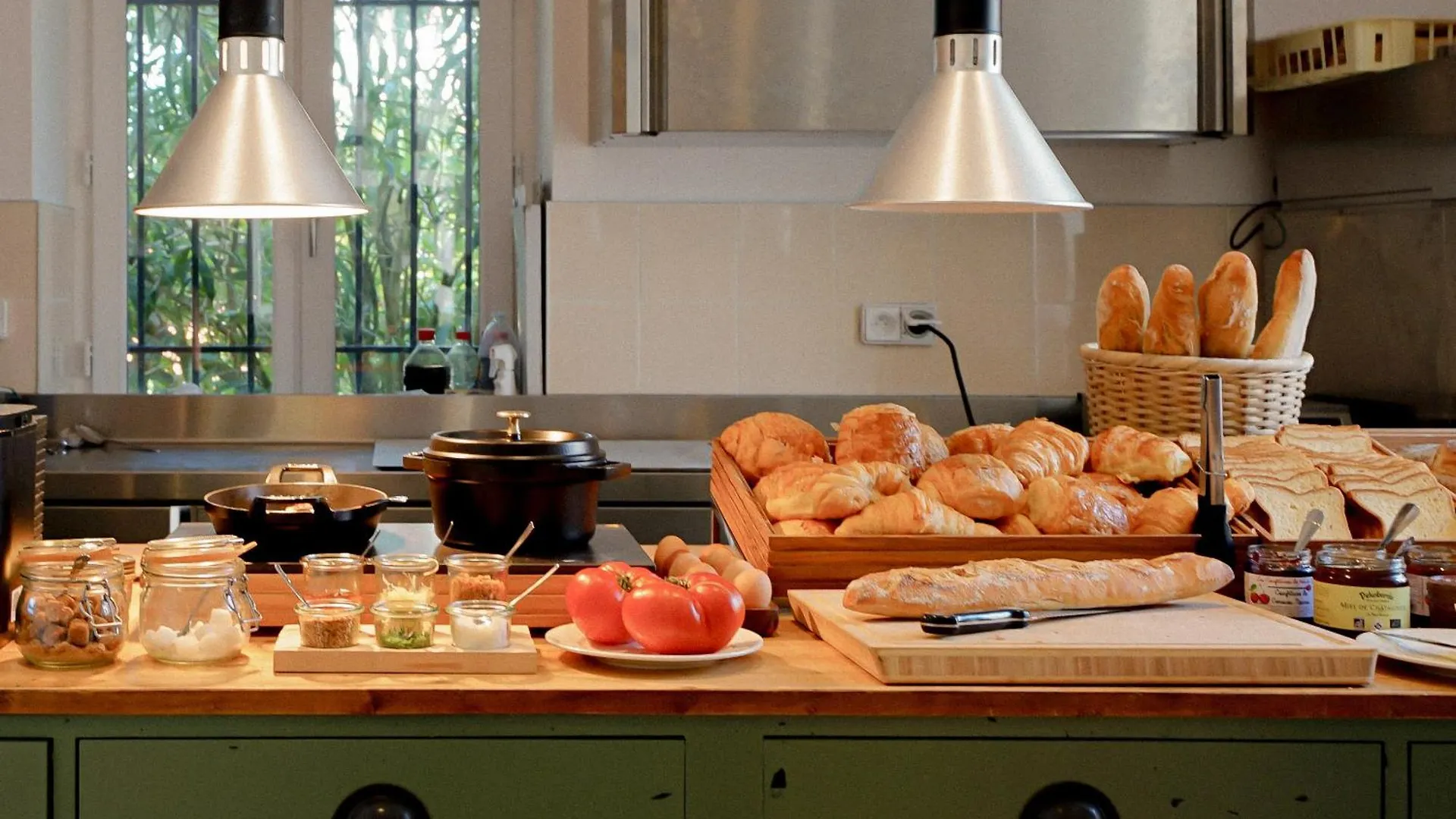 Alfred Hotels Les Halles Biarriz