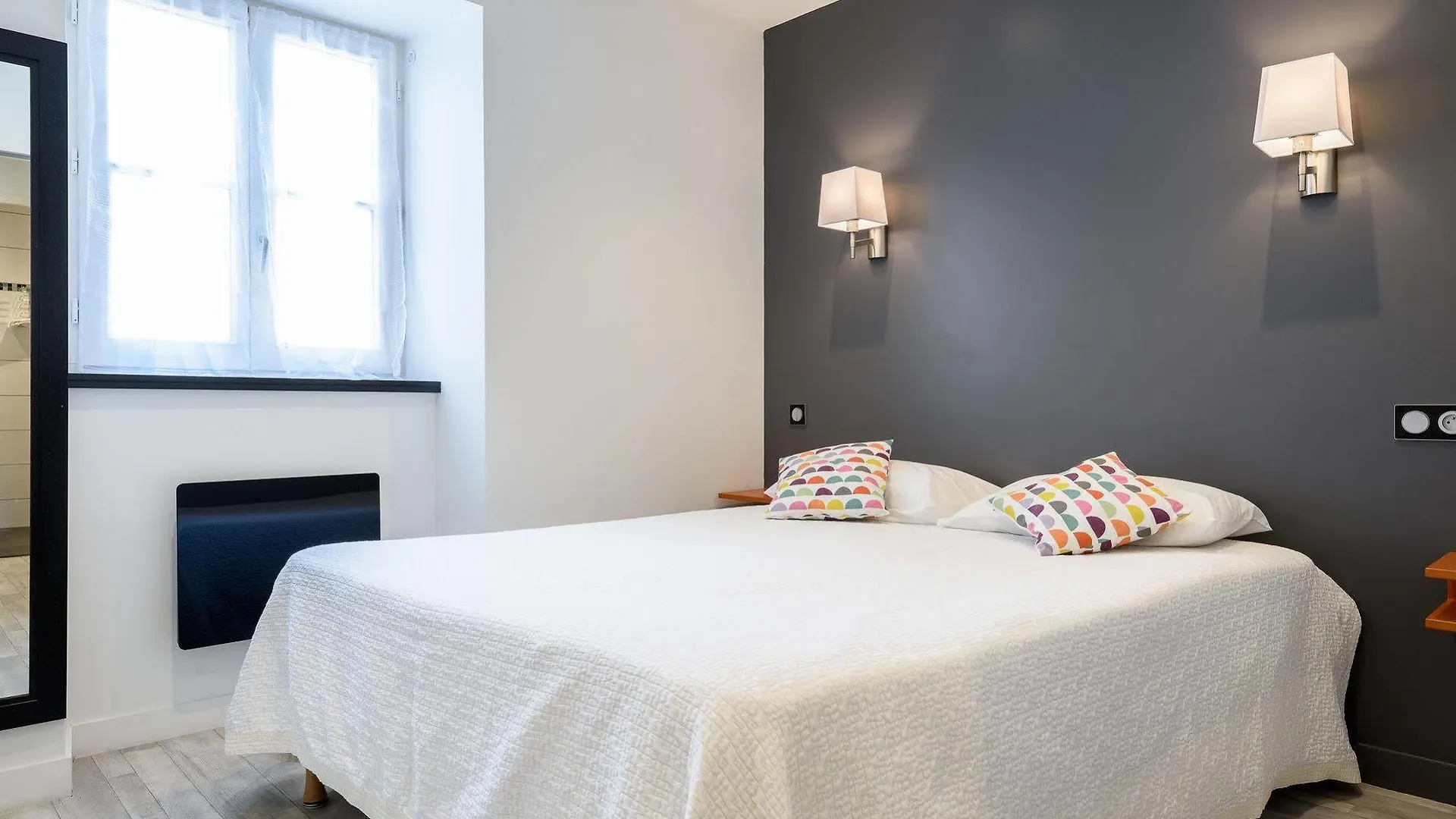 ***  Alfred Hotels Les Halles Biarriz Francia